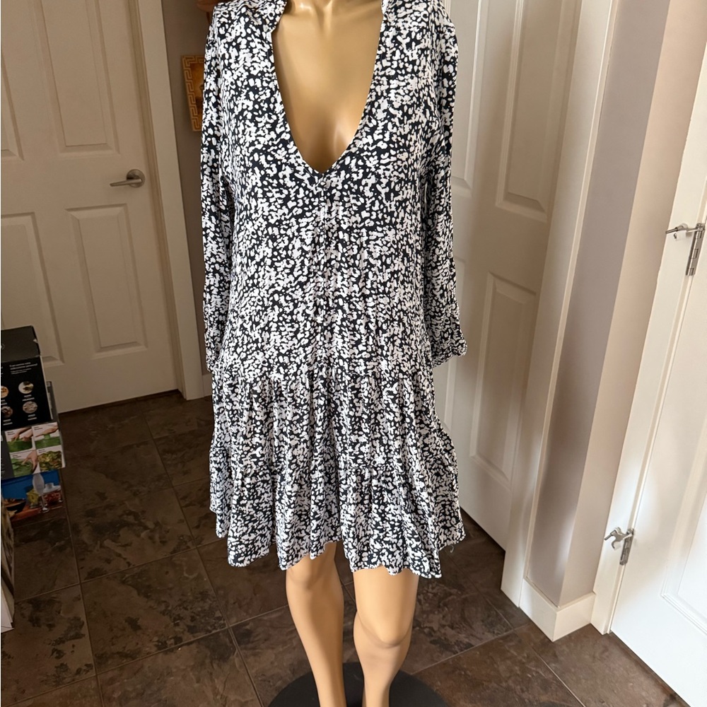Zara Black and White Ruffled Tiered Long Sleeve Dress